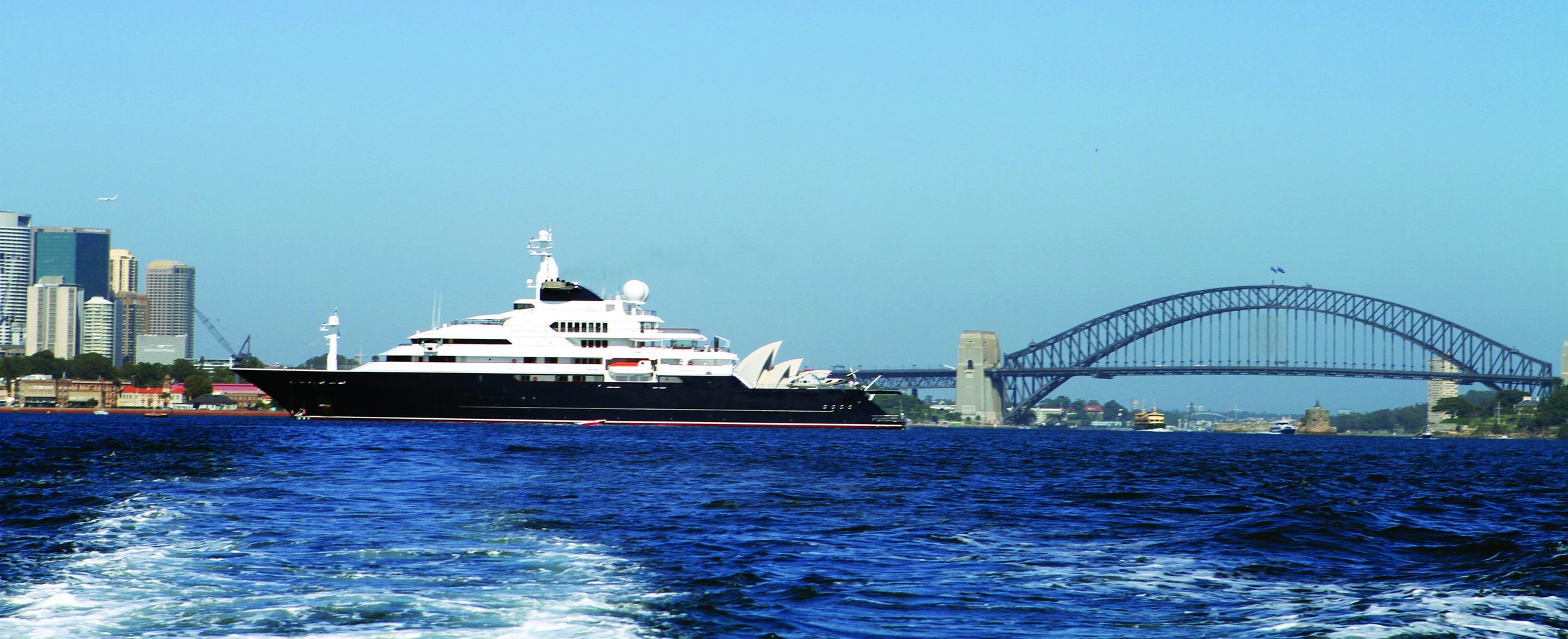 Large superyacht arriving in Sydney Harbour